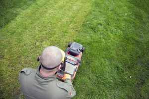 8 Things To Look In A Lawn Care Services Company